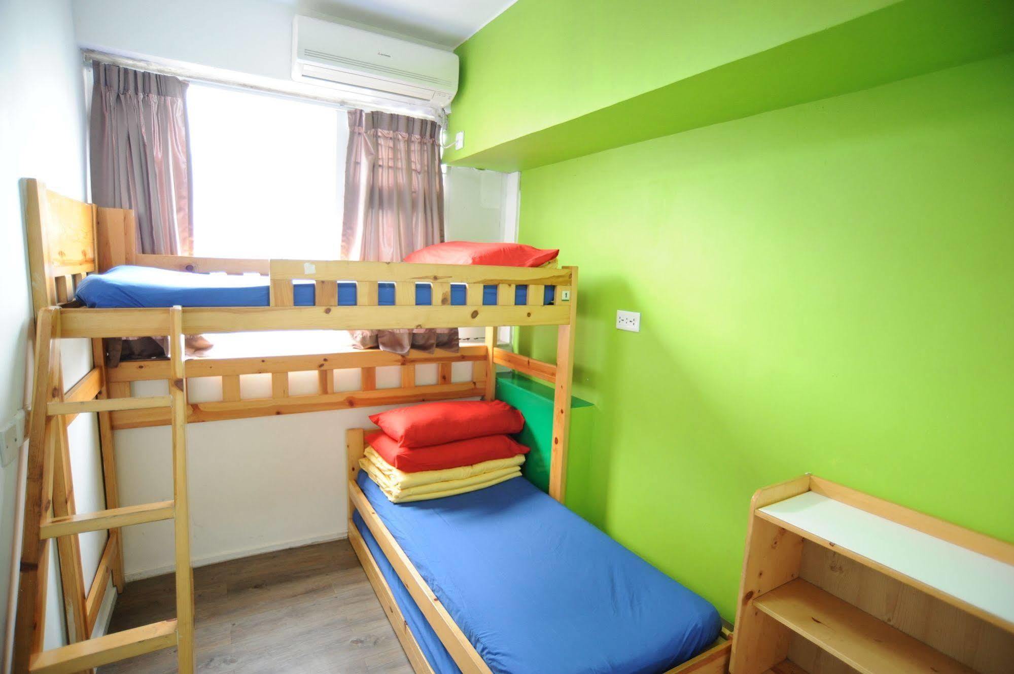 Yesinn - Fortress Hill Hostel *