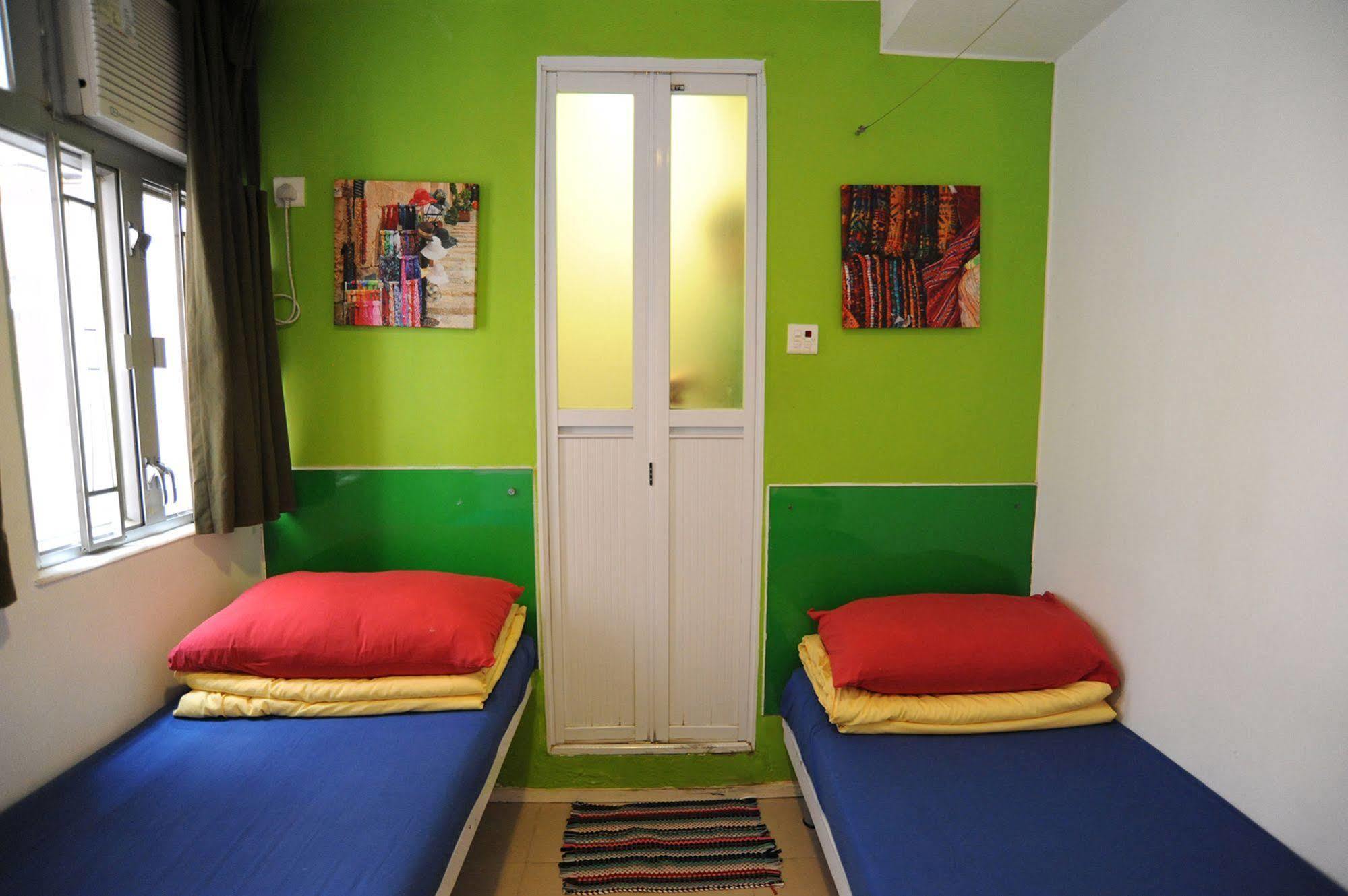 Yesinn - Fortress Hill Hostel *
