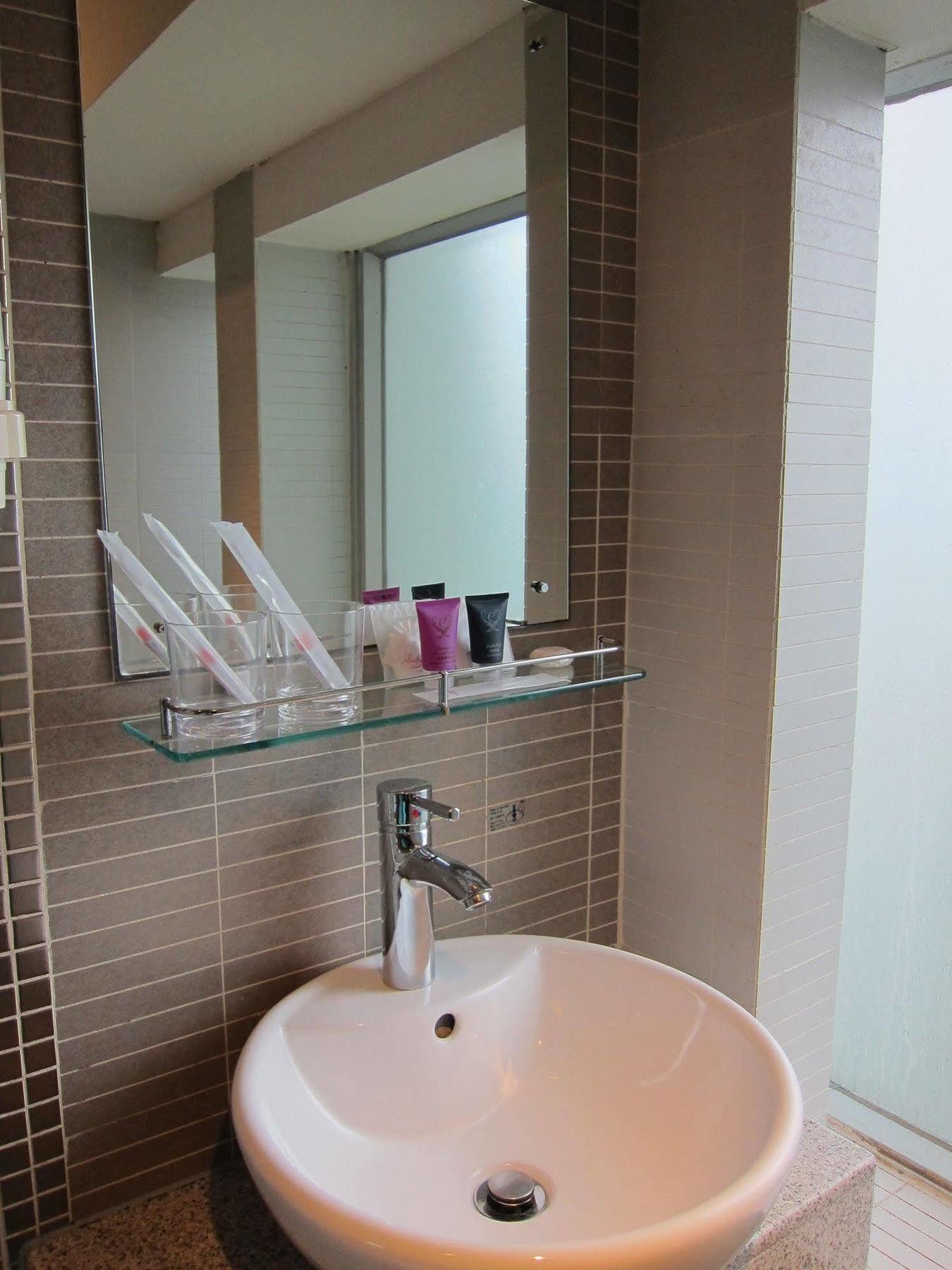 Silka Far East Hotel 3*