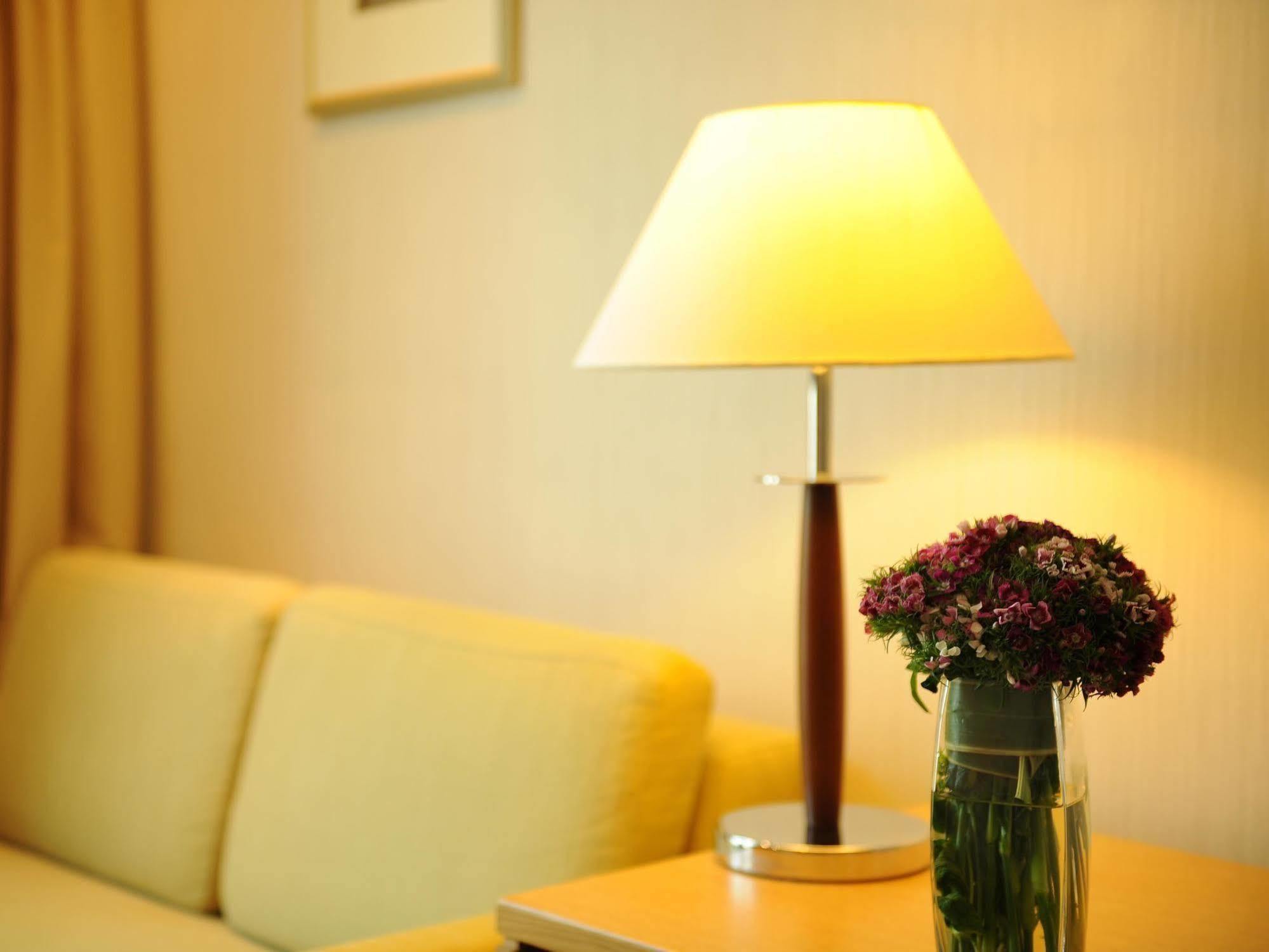Bishop Lei International House Hotel