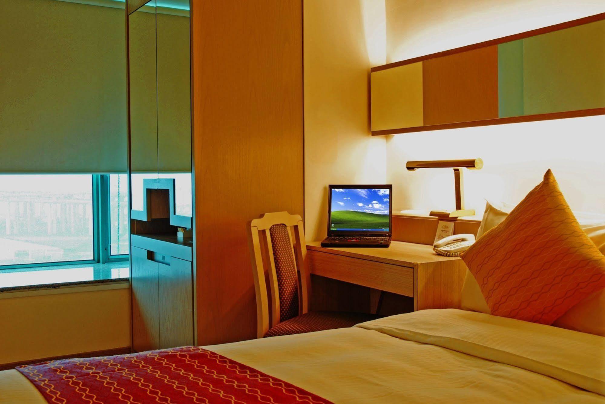 Rambler Oasis 3*