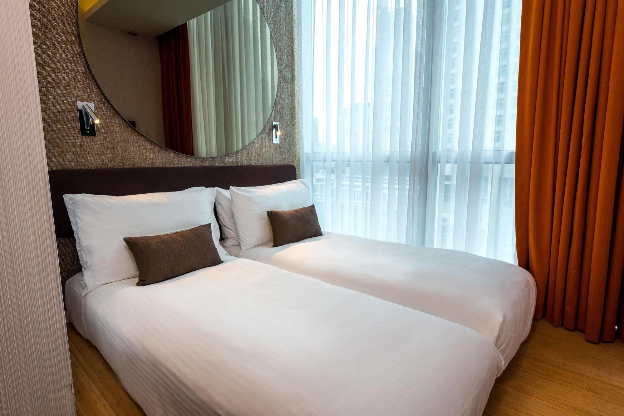 Dash Living On Queen's 4* Hong Kong