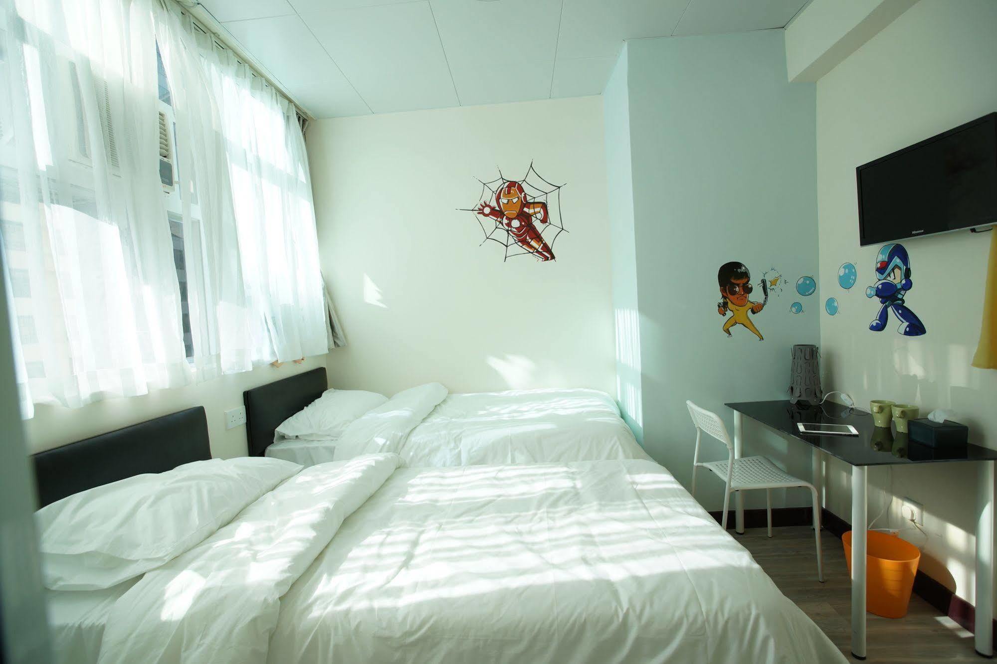 Alohas Hostel *
