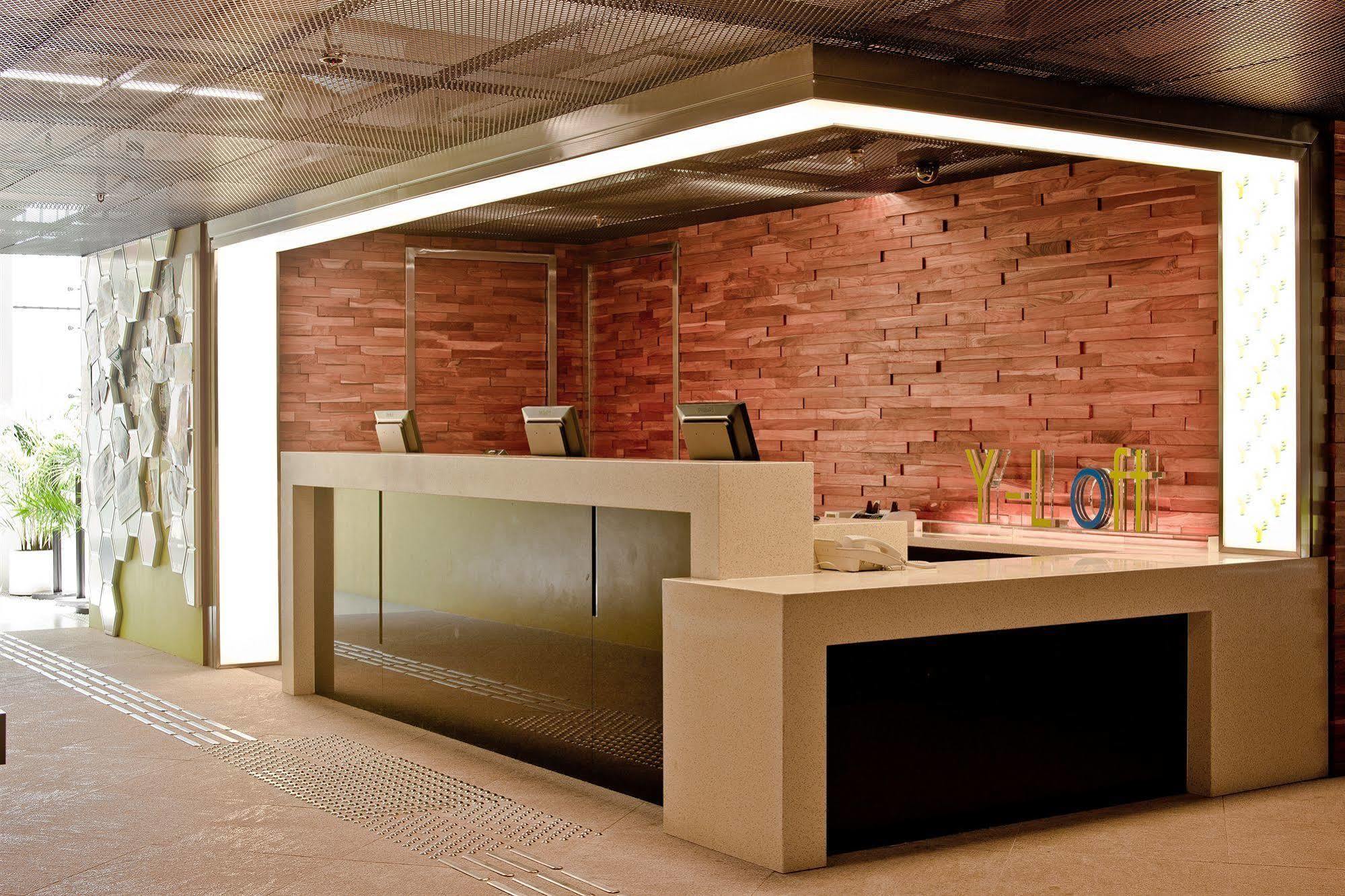 Hotel Y Loft