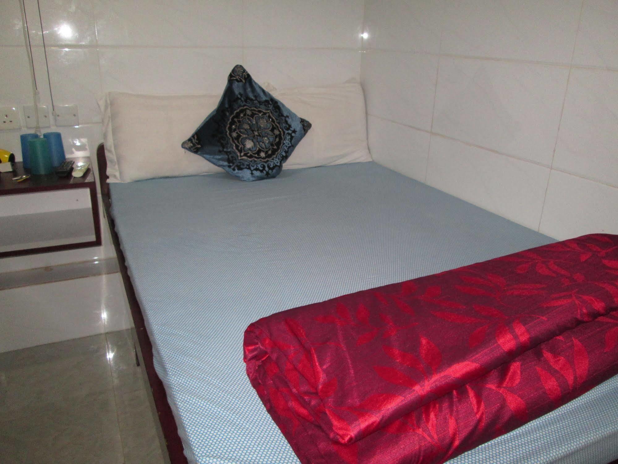 Crystal Guest house Hong Kong
