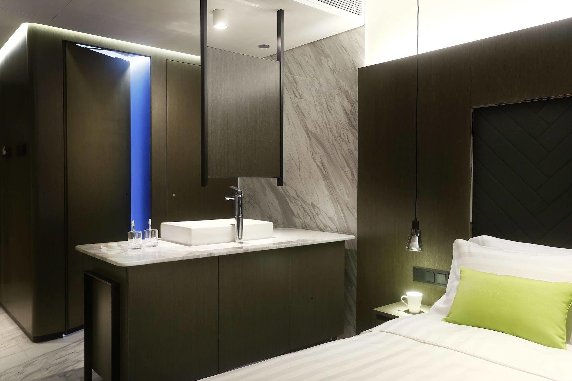 Ease Tsuen Wan Hotel