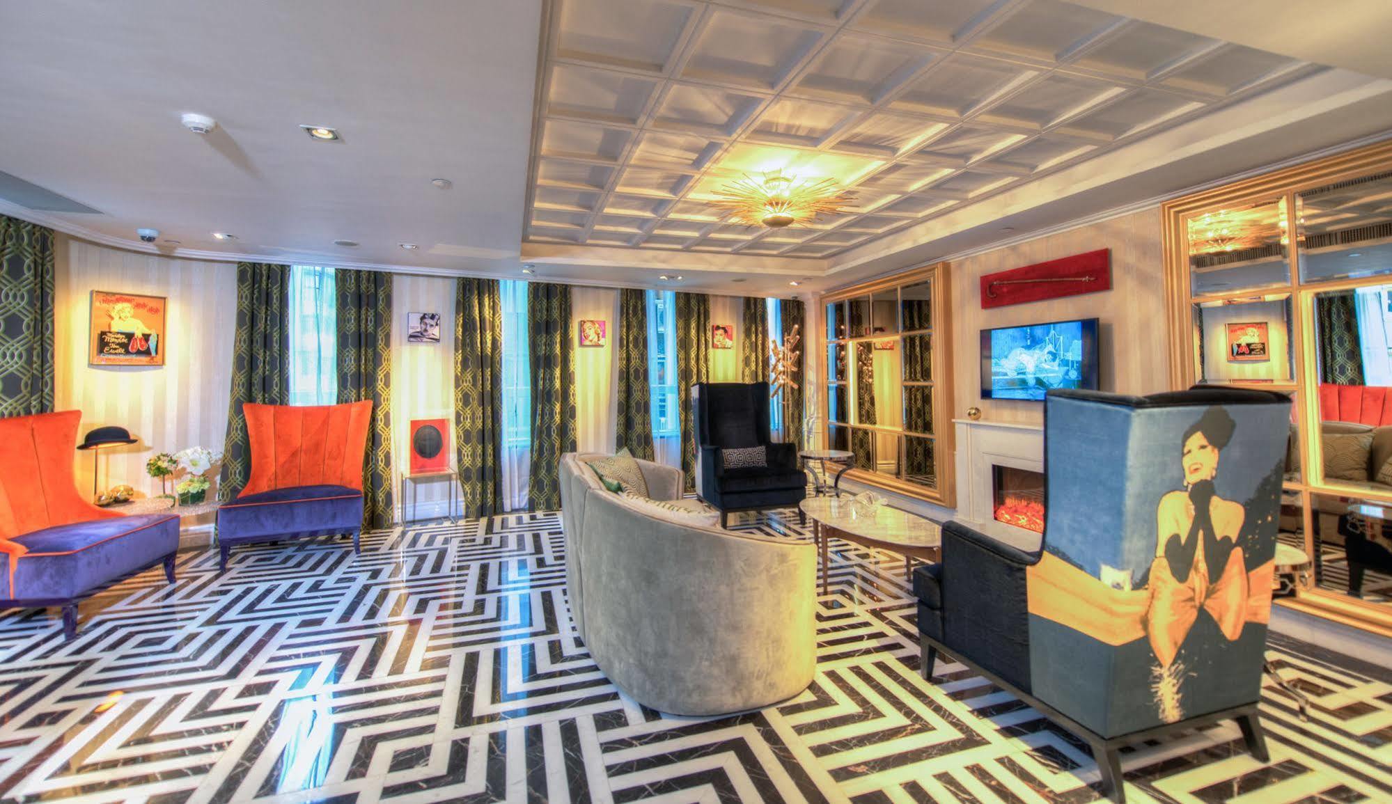 Madera Hollywood Hotel