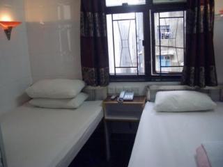 Guest house Maple Leaf *