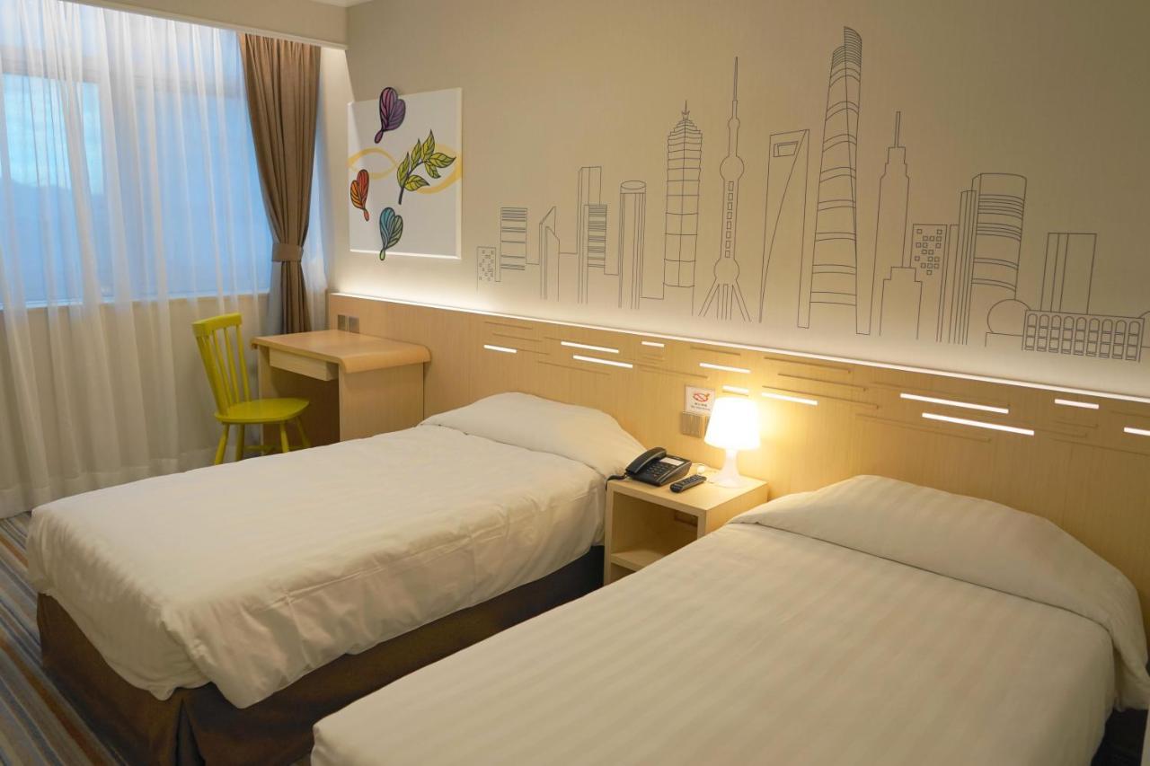 West Hotel 3*