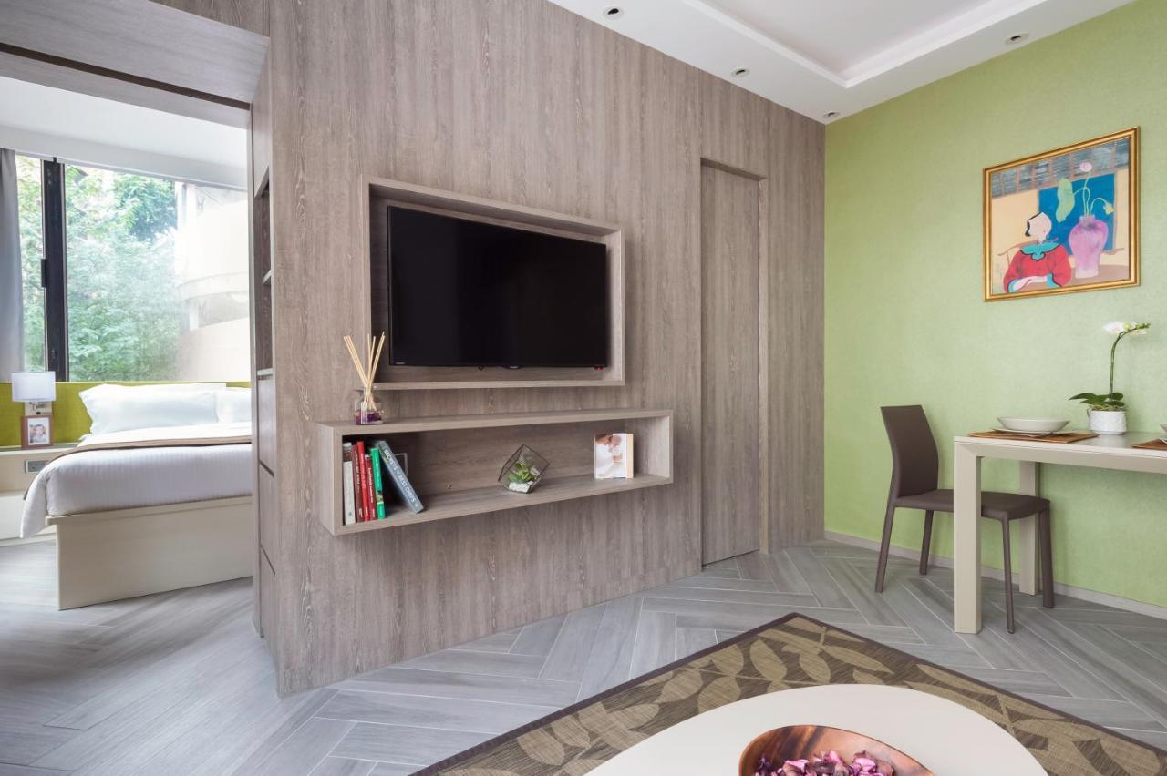 Aparthotel Eaton Residences, Village Road 4*