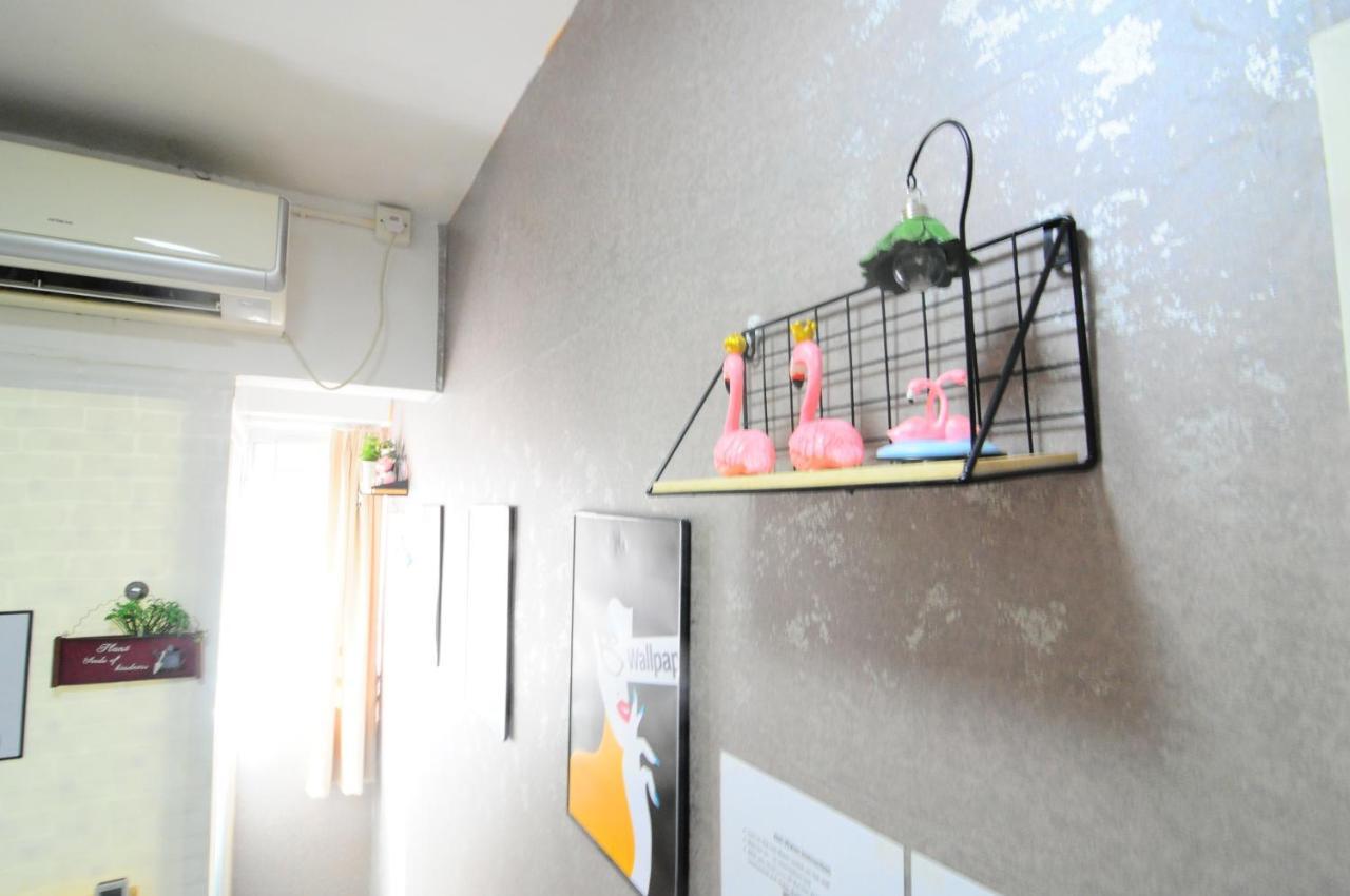 Big Wave Travel Guest house Hong Kong