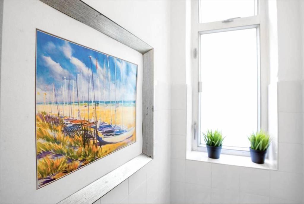 The Gallery 3 Bedroom 2 Bathroom Apt Apartment *