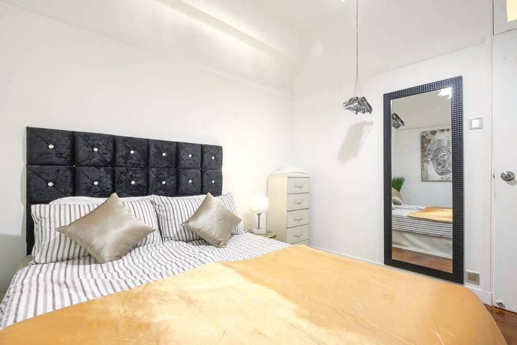 The Gallery 3 Bedroom 2 Bathroom Apt Apartment Hong Kong