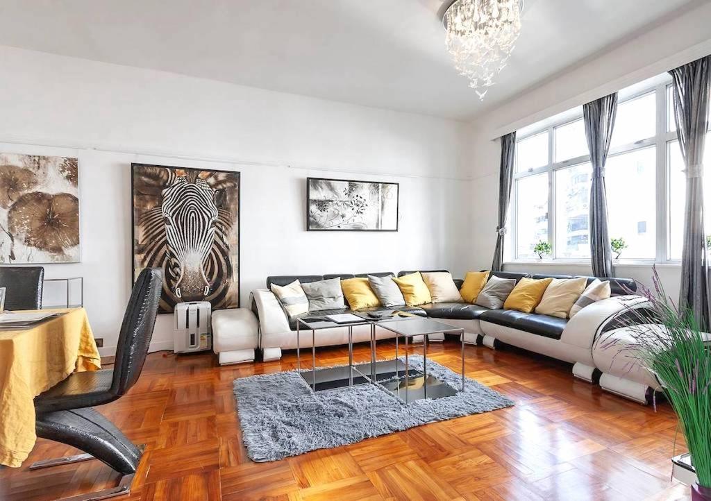 Apartment The Gallery 3 Bedroom 2 Bathroom Apt *