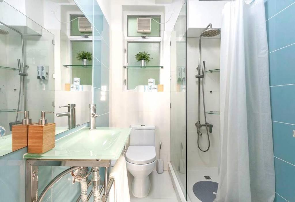 The Gallery 3 Bedroom 2 Bathroom Apt Hong Kong