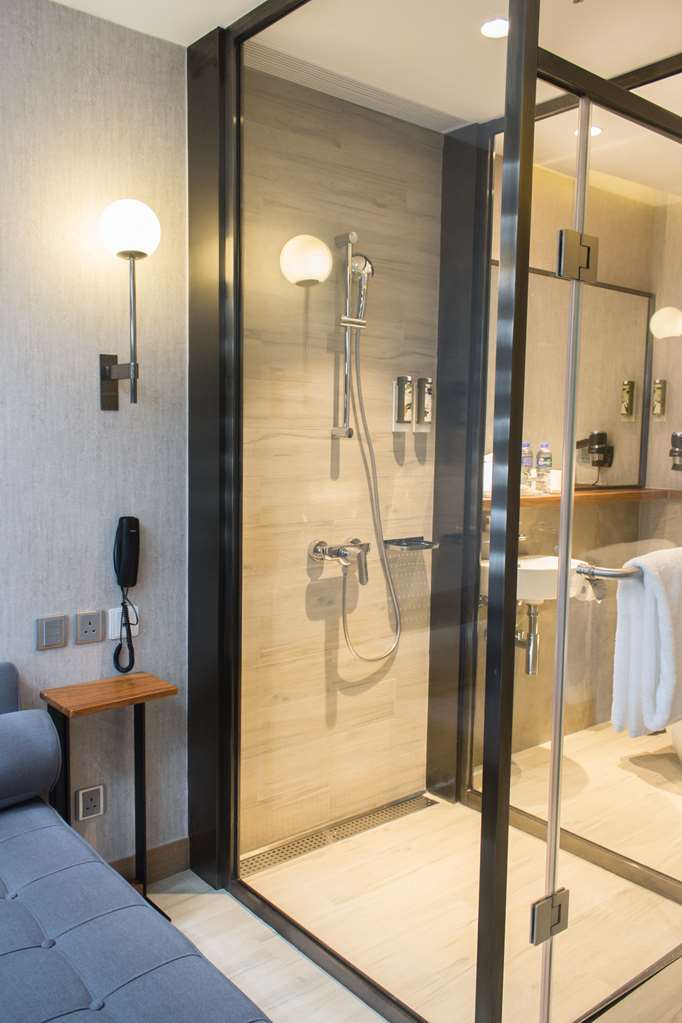 Transit Resting Lounge Hotel Hong Kong