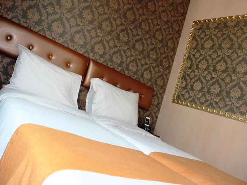 Best Western Causeway Bay Hotel