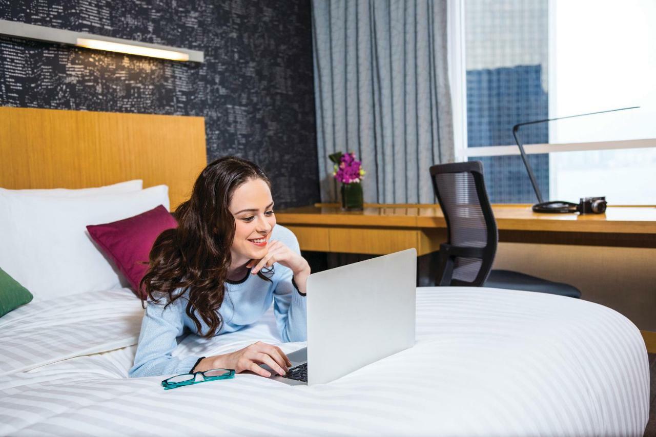 Novotel Century Hotel 4*