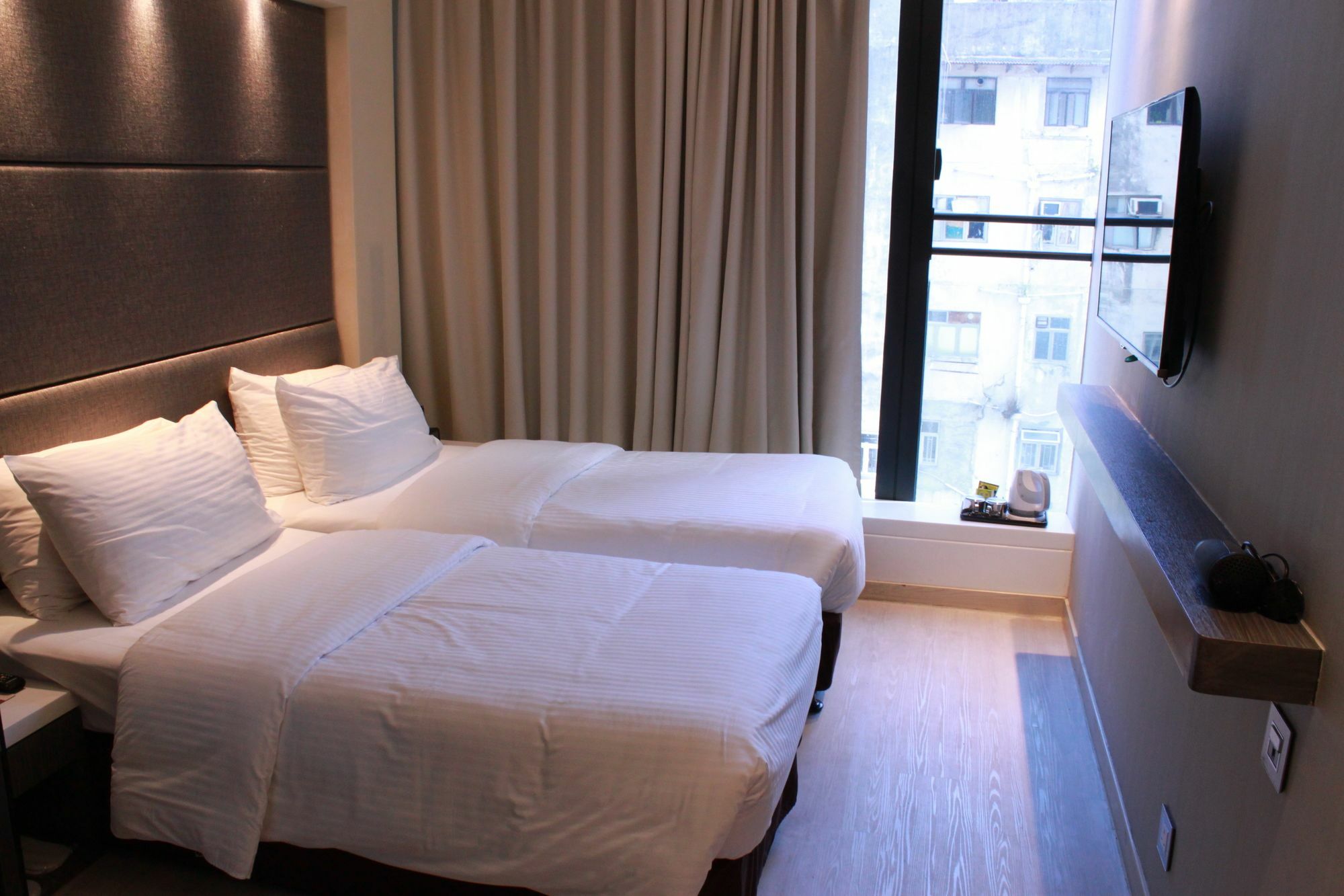 Sober Hotel