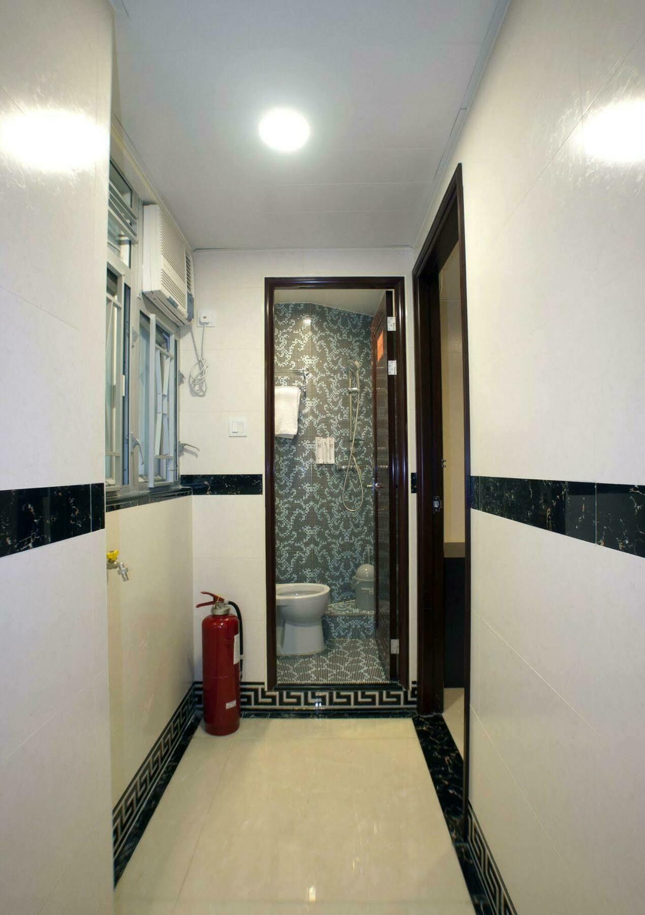 Guest house Mong King *