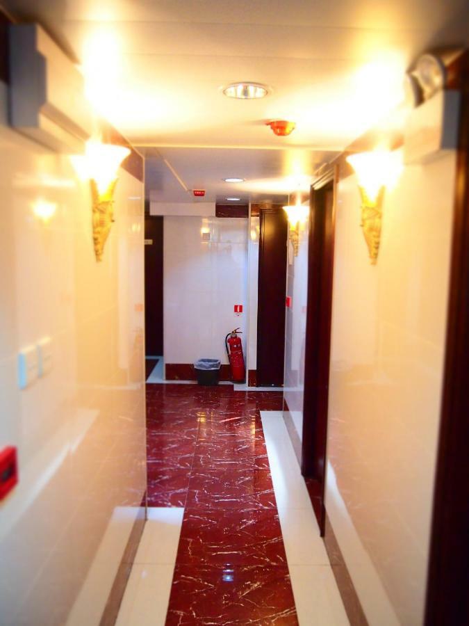 Premium Lounge Guest house Hong Kong