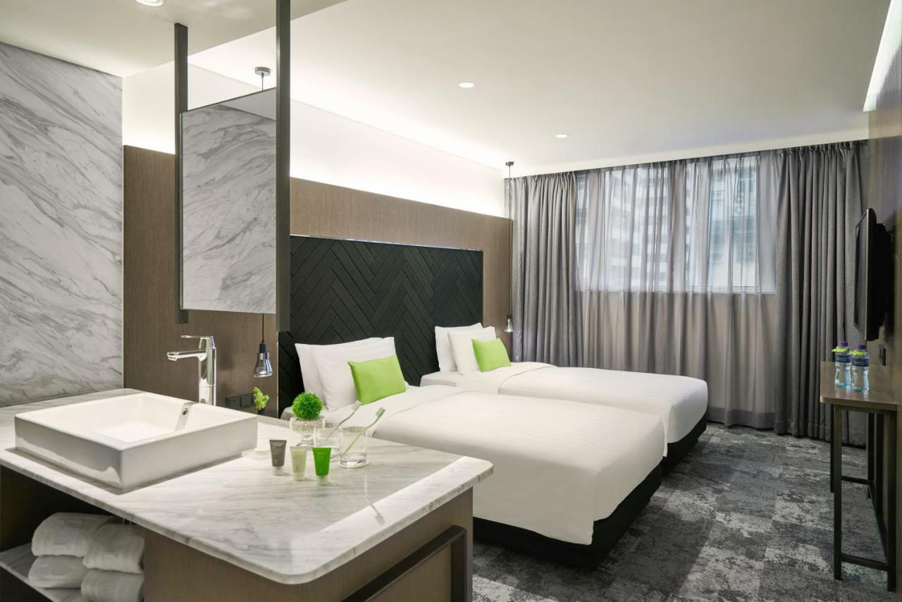 Ease Tsuen Wan Hotel 4*