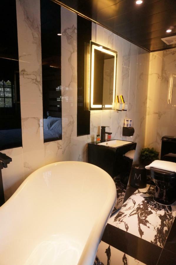 Star Guest house *
