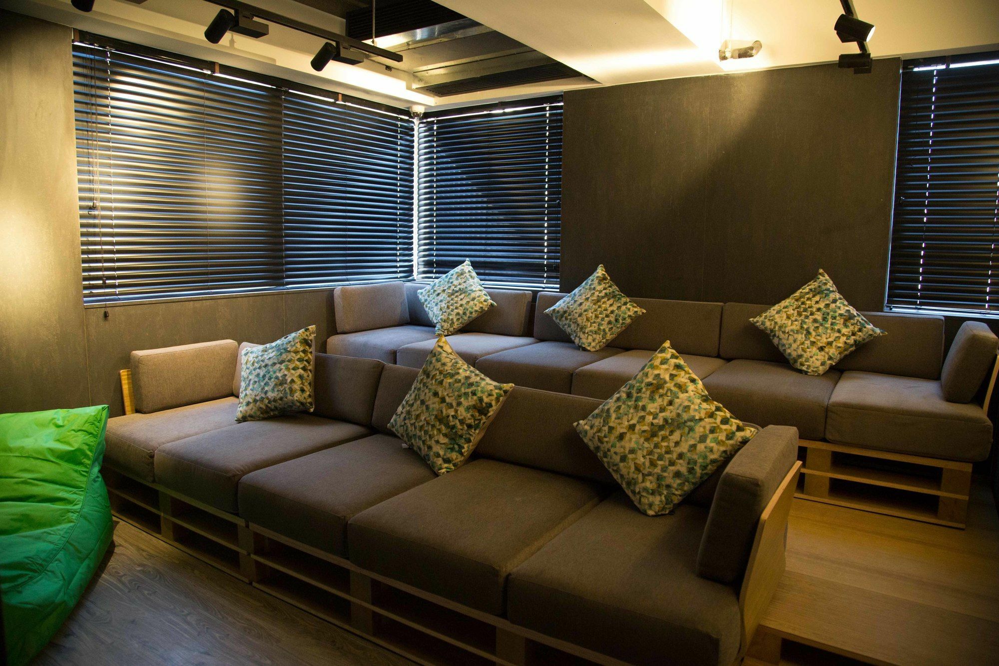 The Aberdeen Harbour By Ovolo Hongkong