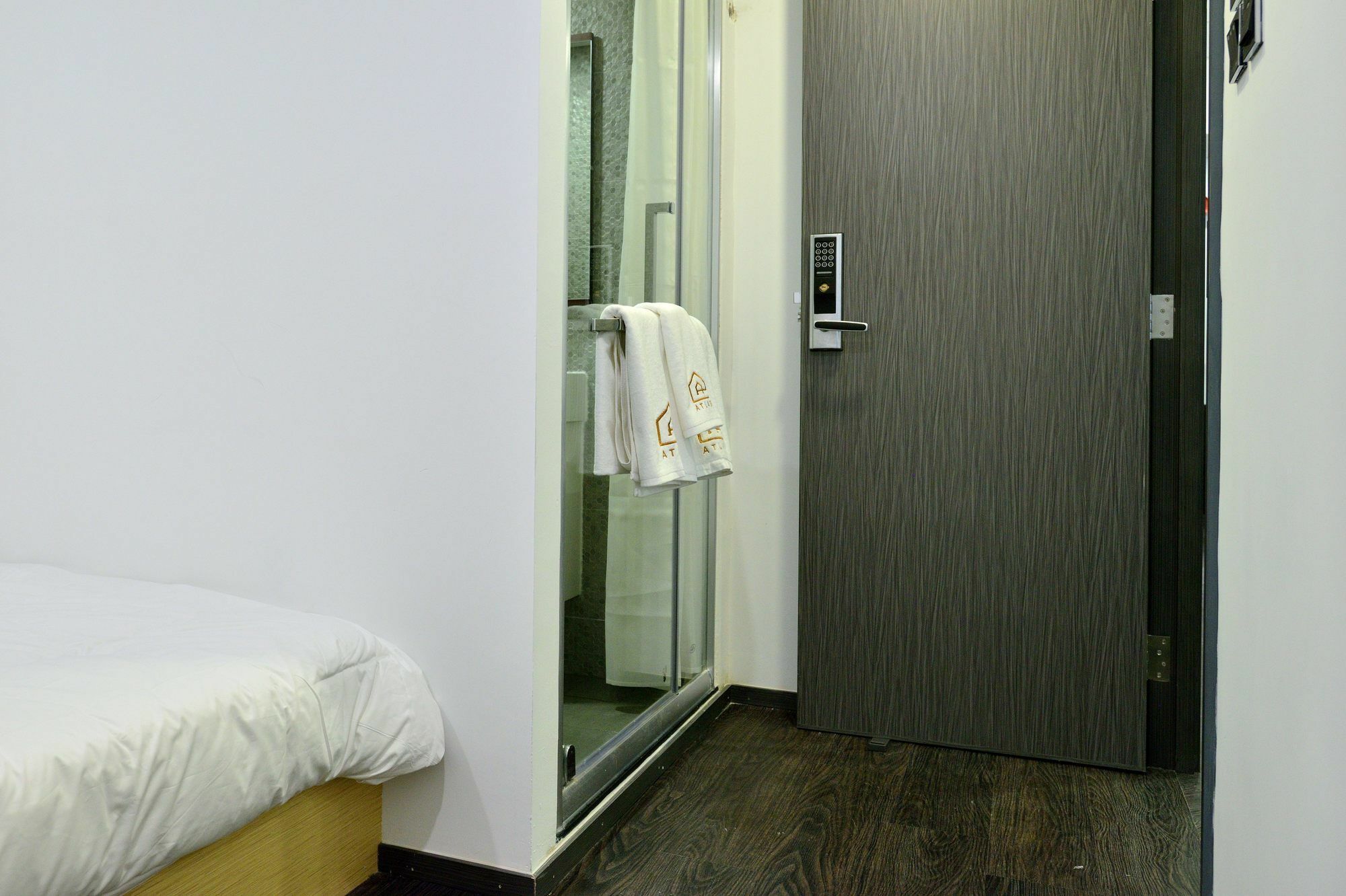 Atlas & Backpackers Hong Kong