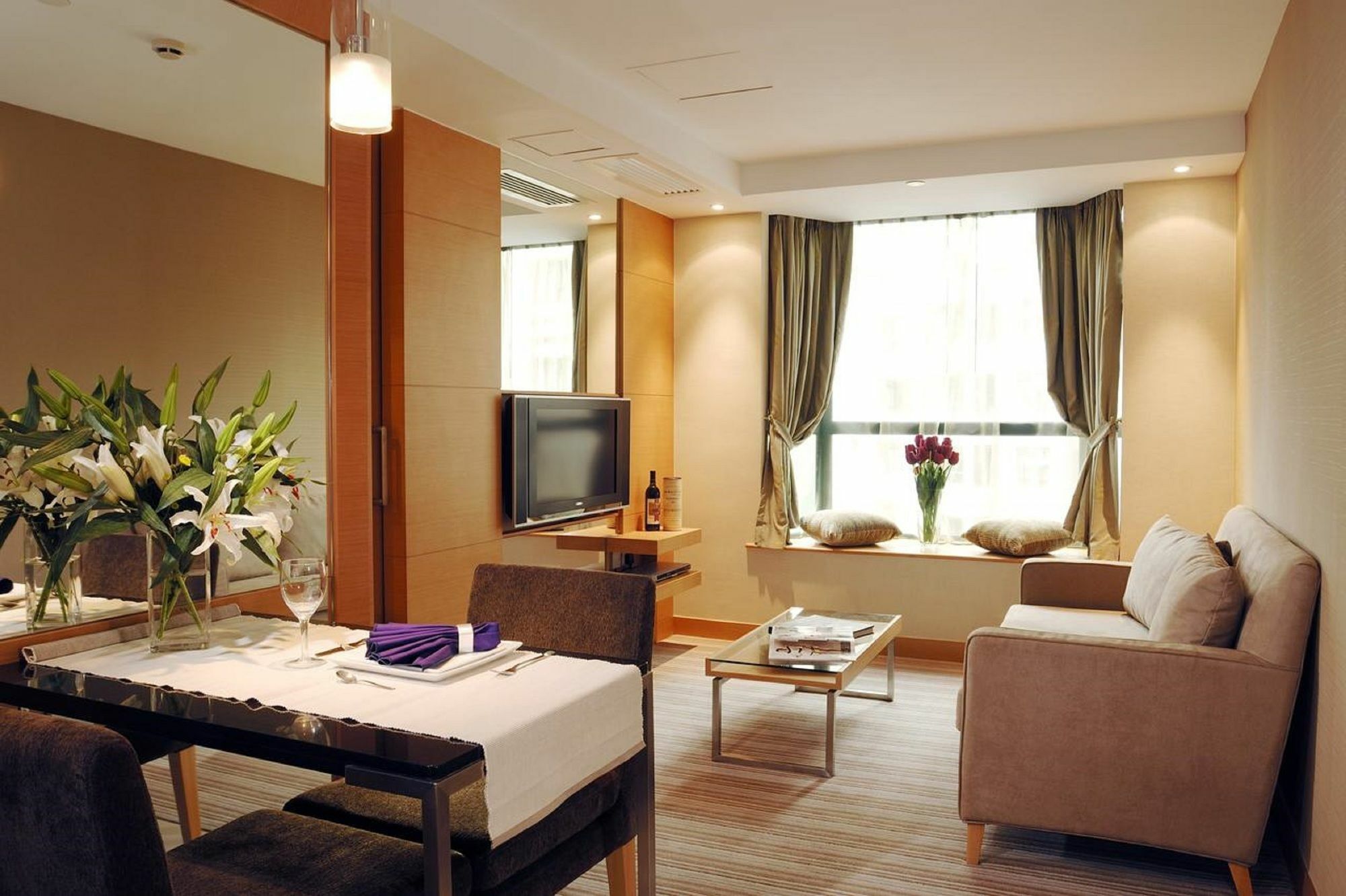 Two Macdonnell Road 4*