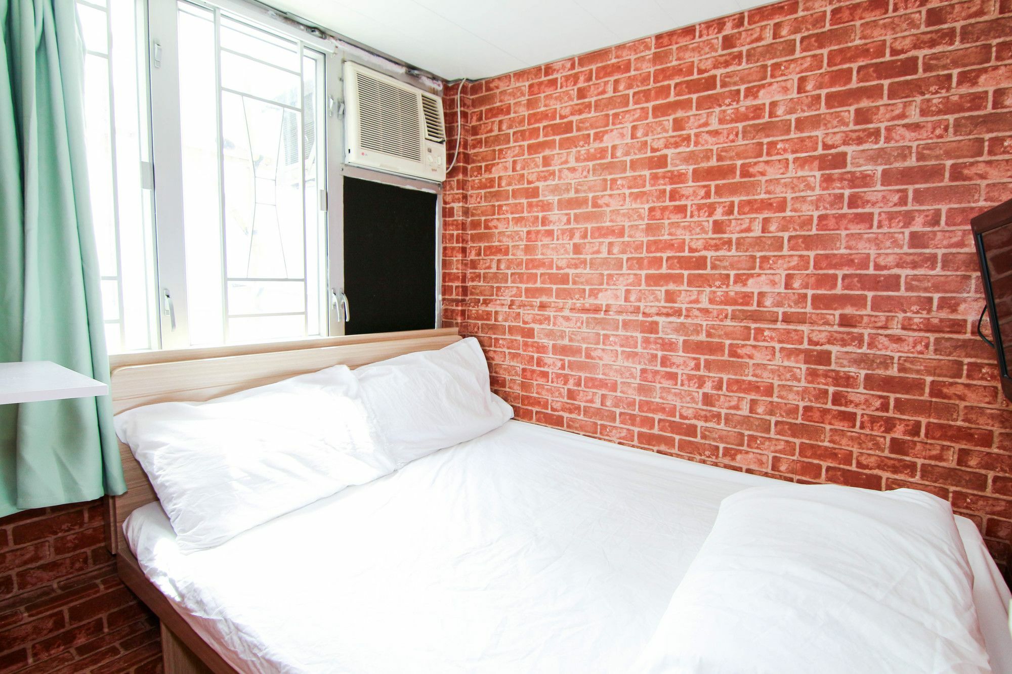 Cozy Jordan Station *