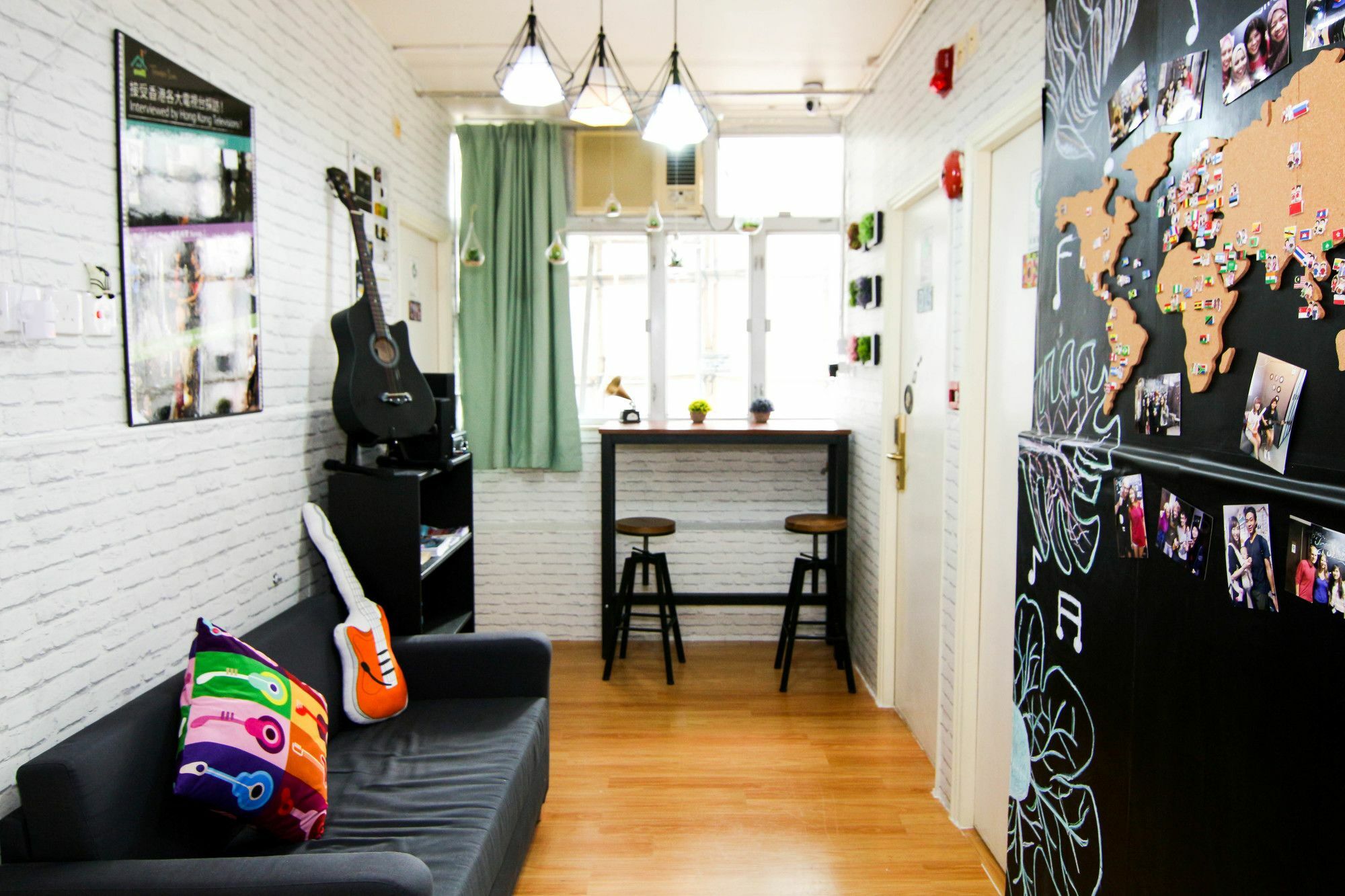 Cozy Jordan Station Guest house Hong Kong