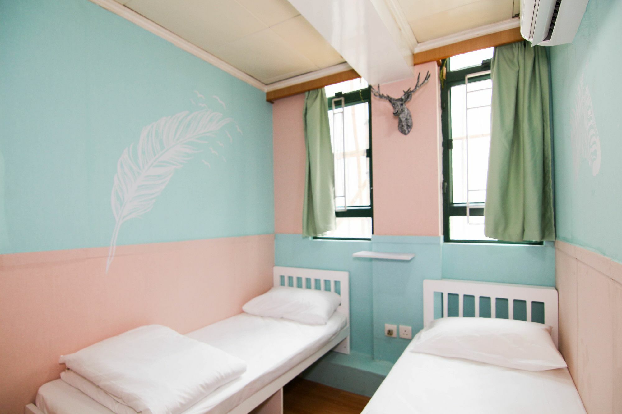 Cozy Jordan Station Guest house