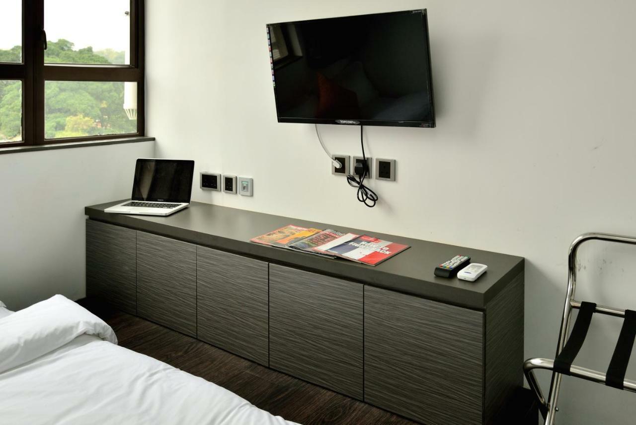Atlas & Backpackers Guest house Hong Kong
