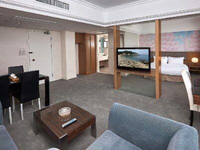 Warwick Cheung Chau Hotel
