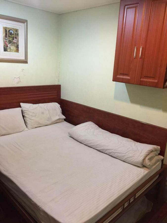 Minute Wisma tamu Hong Kong