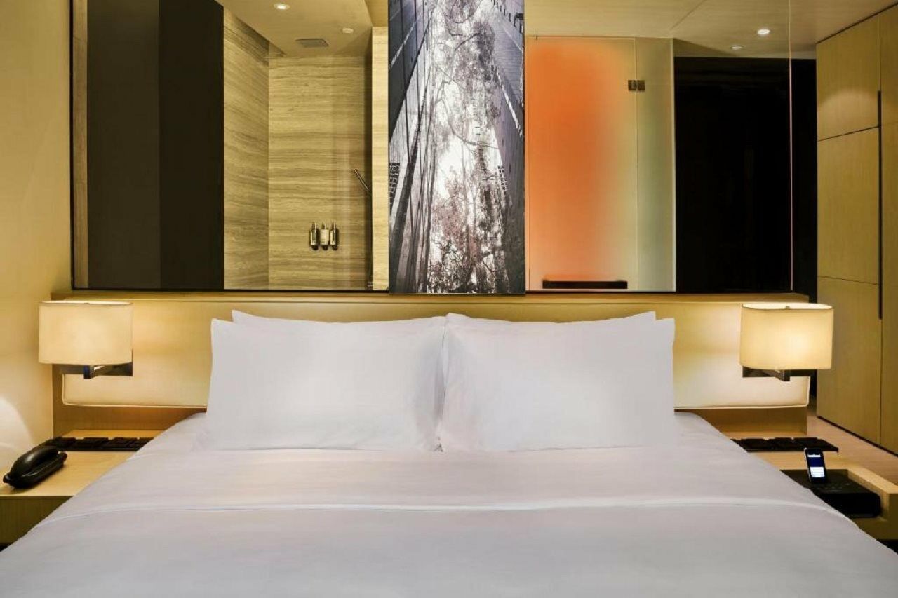 East Hotel 5*
