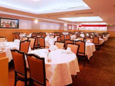 Hotel Newton 4*