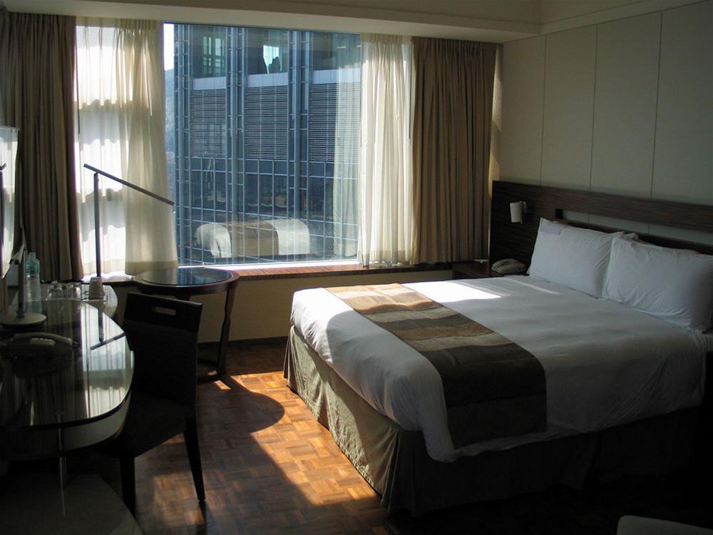 Nina Tsuen Wan West Hotel