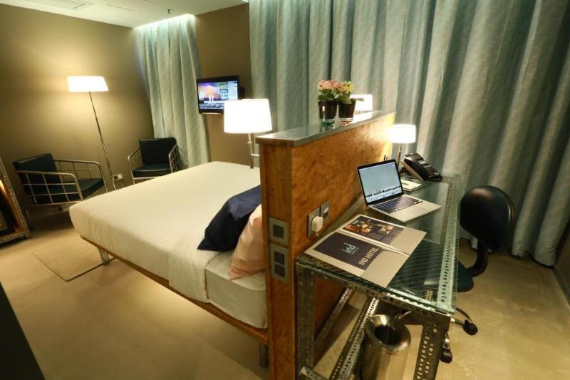 Ind 4* Hong Kong