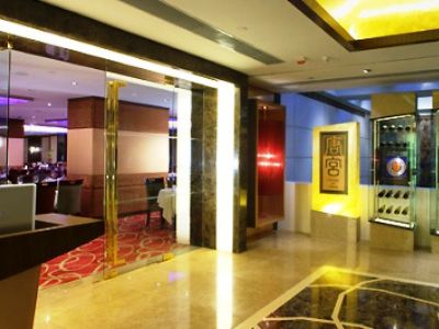 Metropark Kowloon Hotel 4*