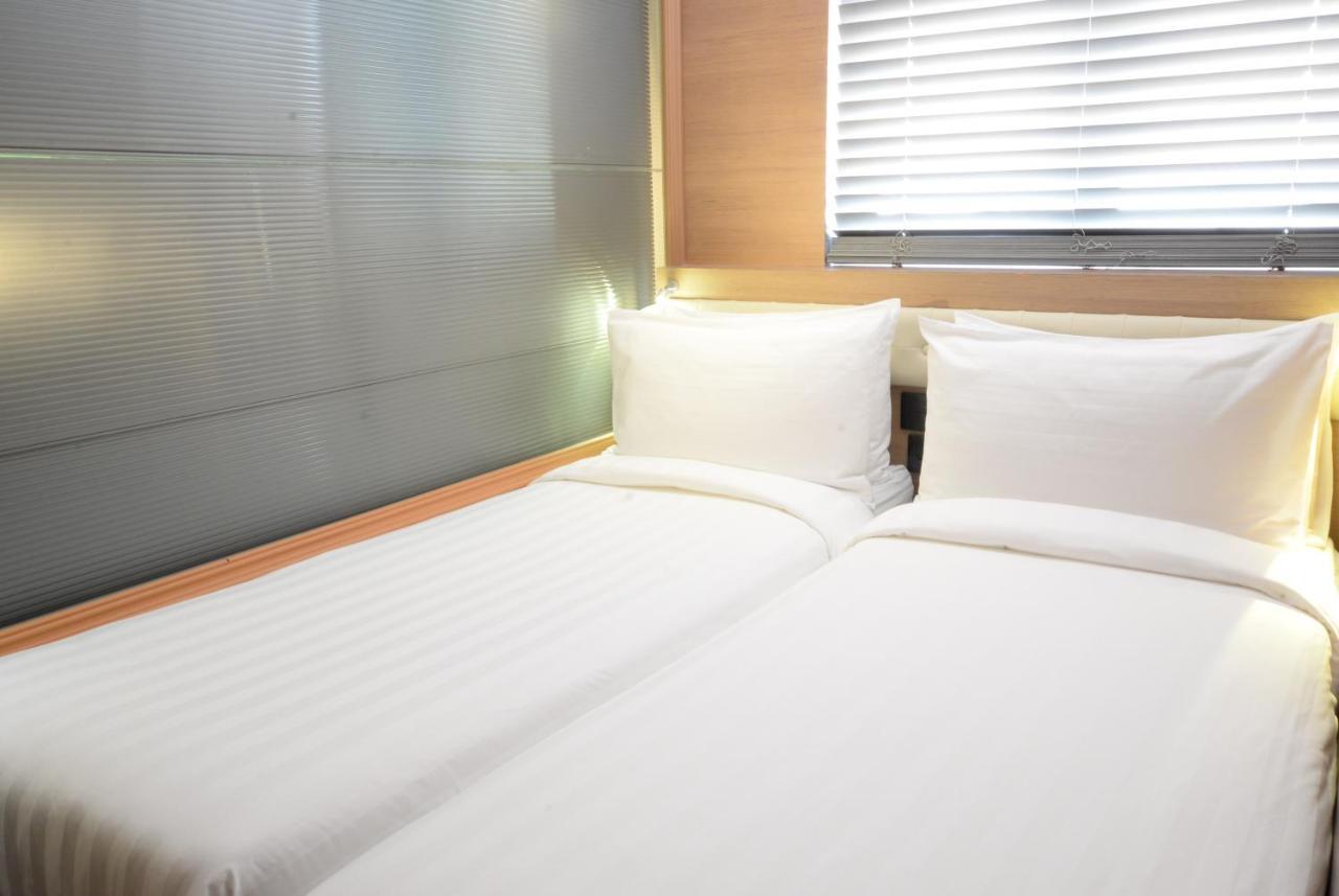 Hotel Bluejay Residences