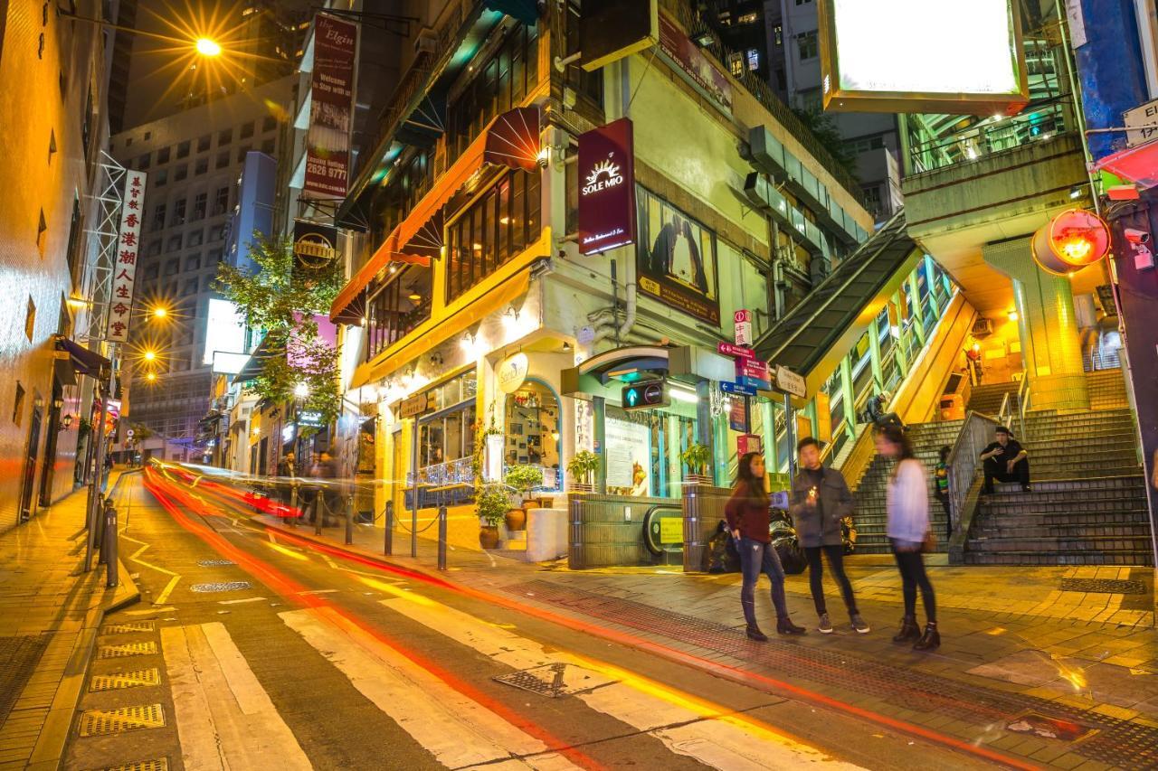 Khách sạn Butterfly On Wellington,