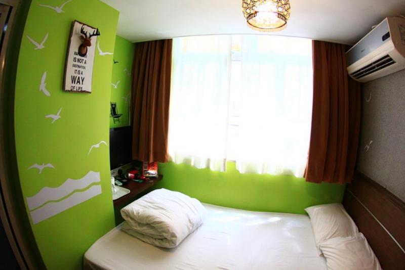 Tempo West Kowloon Hsr Station Guest house