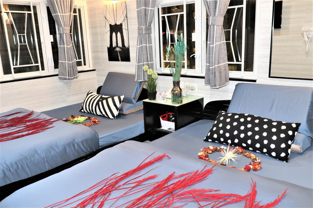 Metrocity Lounge Guest house *