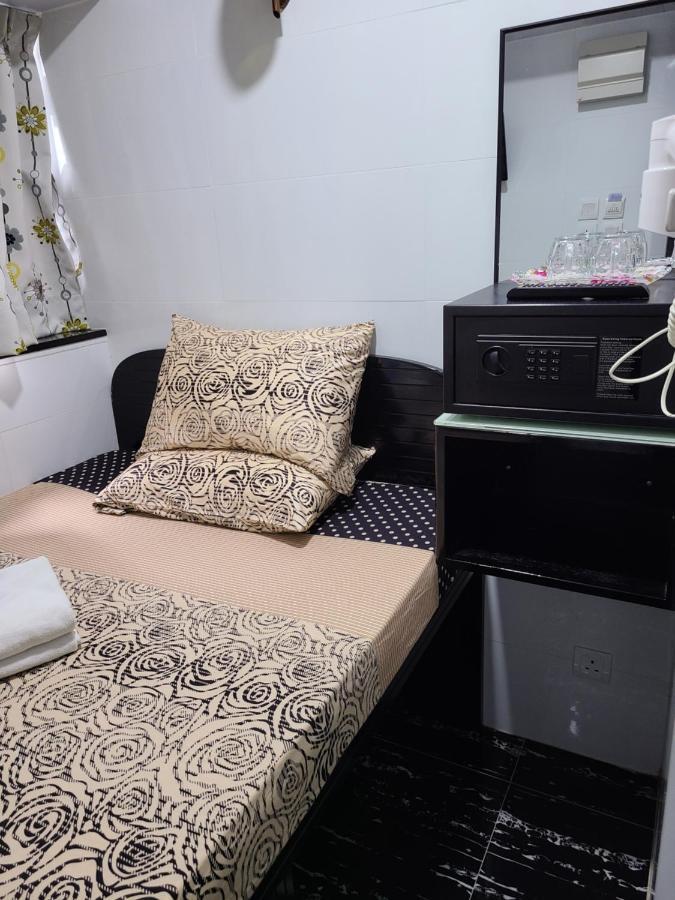 Vienna Block D Reception 10th Floor Block D Guest house Hong Kong