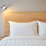 Minimal Hotel ‧ Avenue