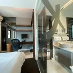 Knight On Wyndham Apartment