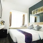 M1 Hotel