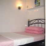 Maple Leaf Guest House